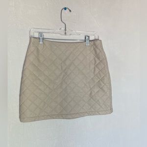 BB Dakota Steve Madden quilted Faux leather skirt size 8
